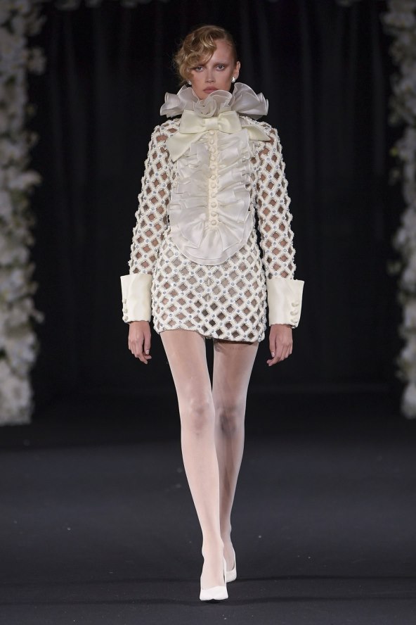  Donosimo pregled najatraktivnijih lookova s Tjedna mode u Londonu za proljeće 2025