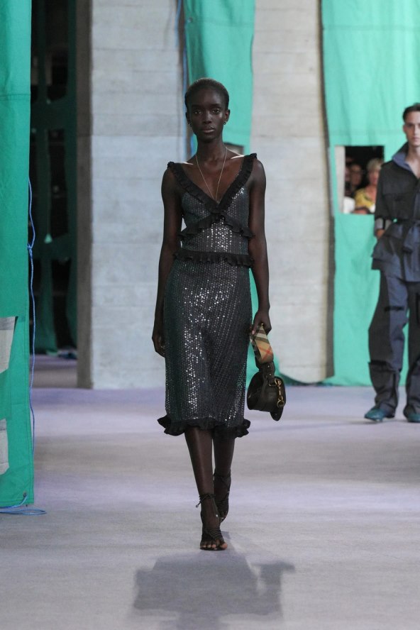 Burberry predstavio kolekciju za proljeće 2025 na Tjednu mode u Londonu