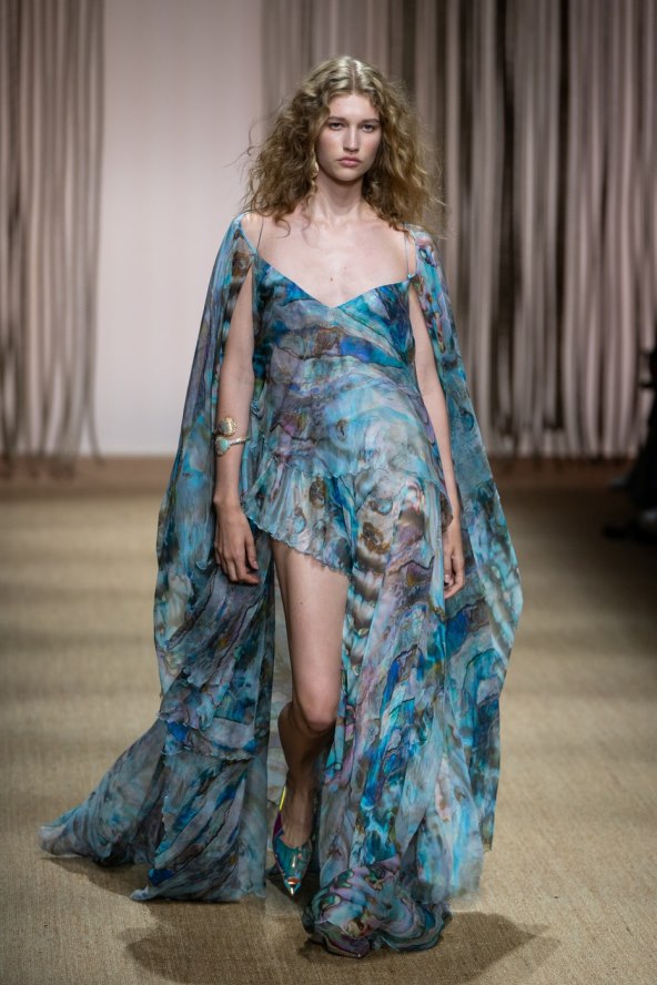 Modna kuća Roberto Cavalli održala prvu reviju nakon smrti velikog dizajnera