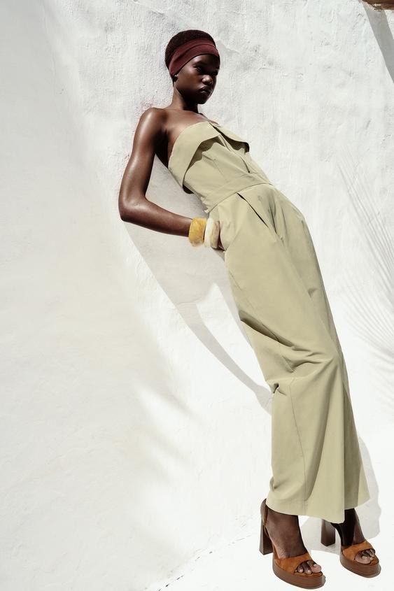 Ovog proljeća nosimo trendi kombinezon nalik modelu Rosie Huntington-Whiteley