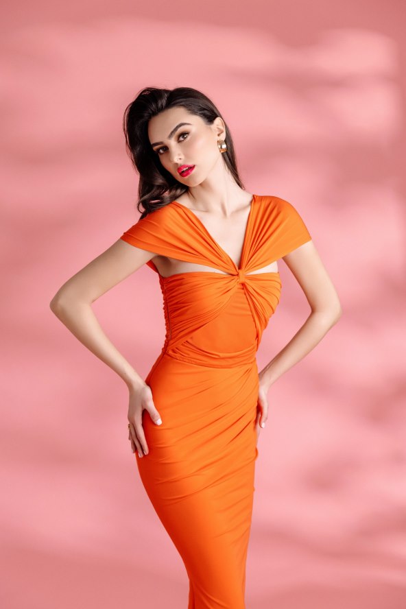 predstavljamo ženstvene lepršave haljine dizajnerice Diane Viljevac