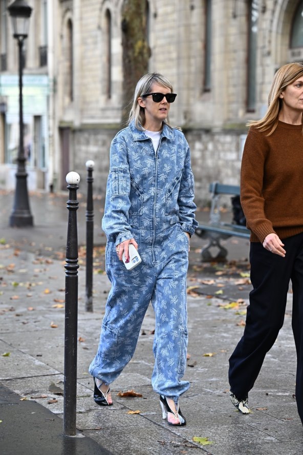 Street style mode s ulica Pariza za jesen 2024