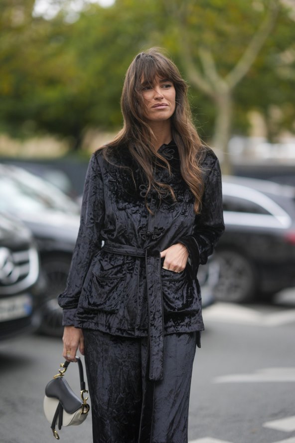 Street style mode s ulica Pariza za jesen 2024