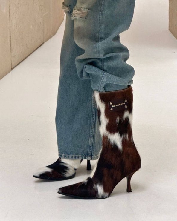 Cow print je modni trend za jesen 2024