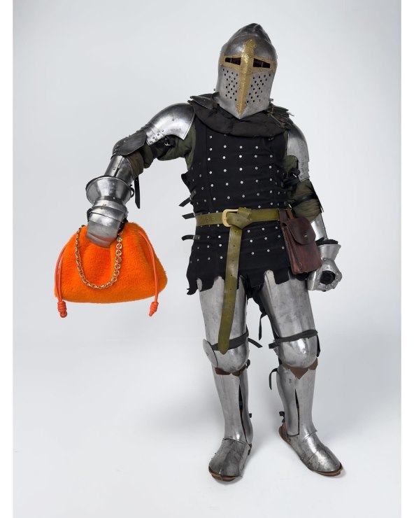 Ayo Edebiri i Drew Starkey dio su modne kampanje modne kuće Loewe za proljeće 2025