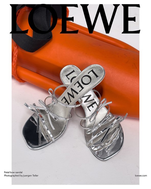 Ayo Edebiri i Drew Starkey dio su modne kampanje modne kuće Loewe za proljeće 2025