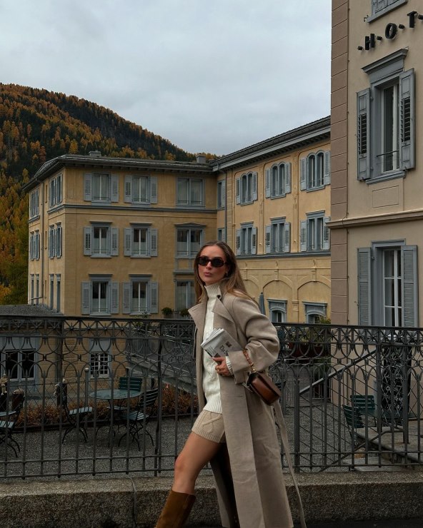 Zara strukirani crni kaput za jesen i zimu 2024