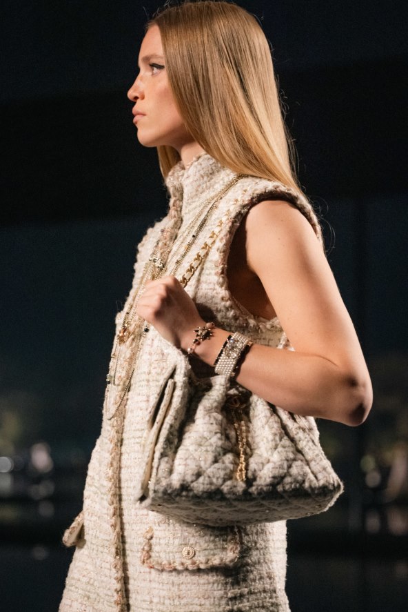 Chanel održao reviju na kineskom jezeru