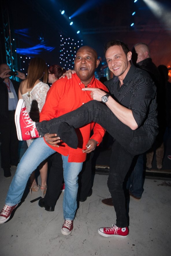 Nezaboravni slavljenički koncert Crvene jabuke i njihovih poznatih gostiju