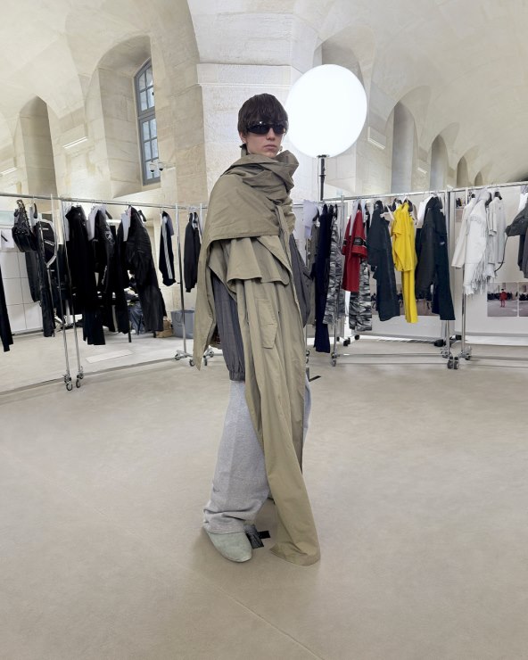 Balenciaga i cipele koje su izazvale brojne komentare