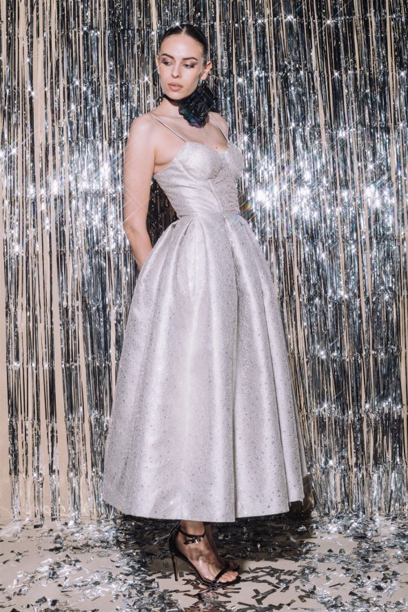 Elfs ima odlične blagdanske party haljine