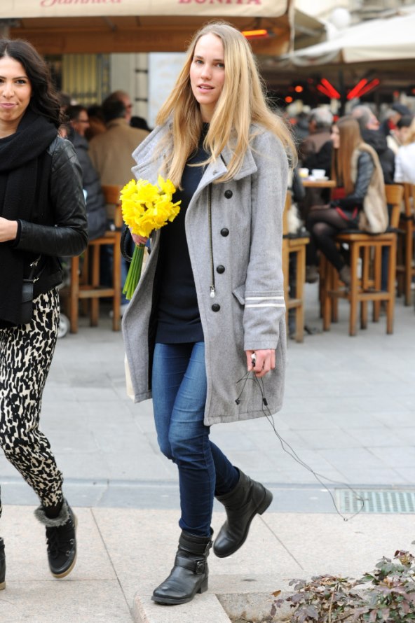 Zagrepčanke se već uvukle u ultra kratke minice