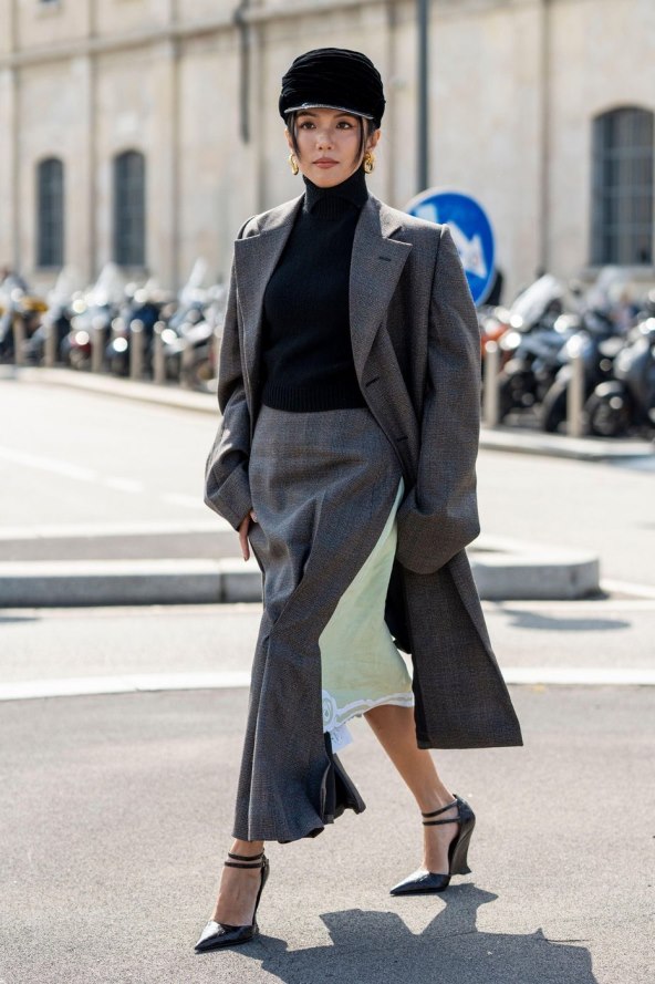 Siva boja street style jesen 2024