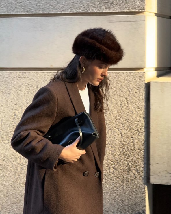 Trendi kape i šeširi zima 2025