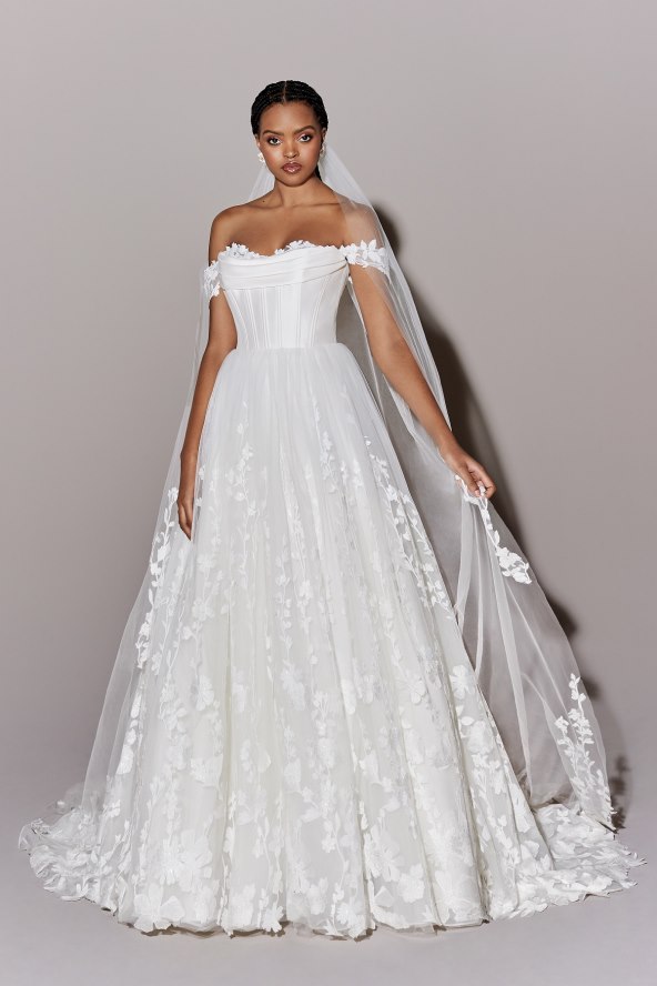 Bridal trendovi za 2025.: Najljepše vjenčanice donose spoj klasičnih krojeva i modernih detalja