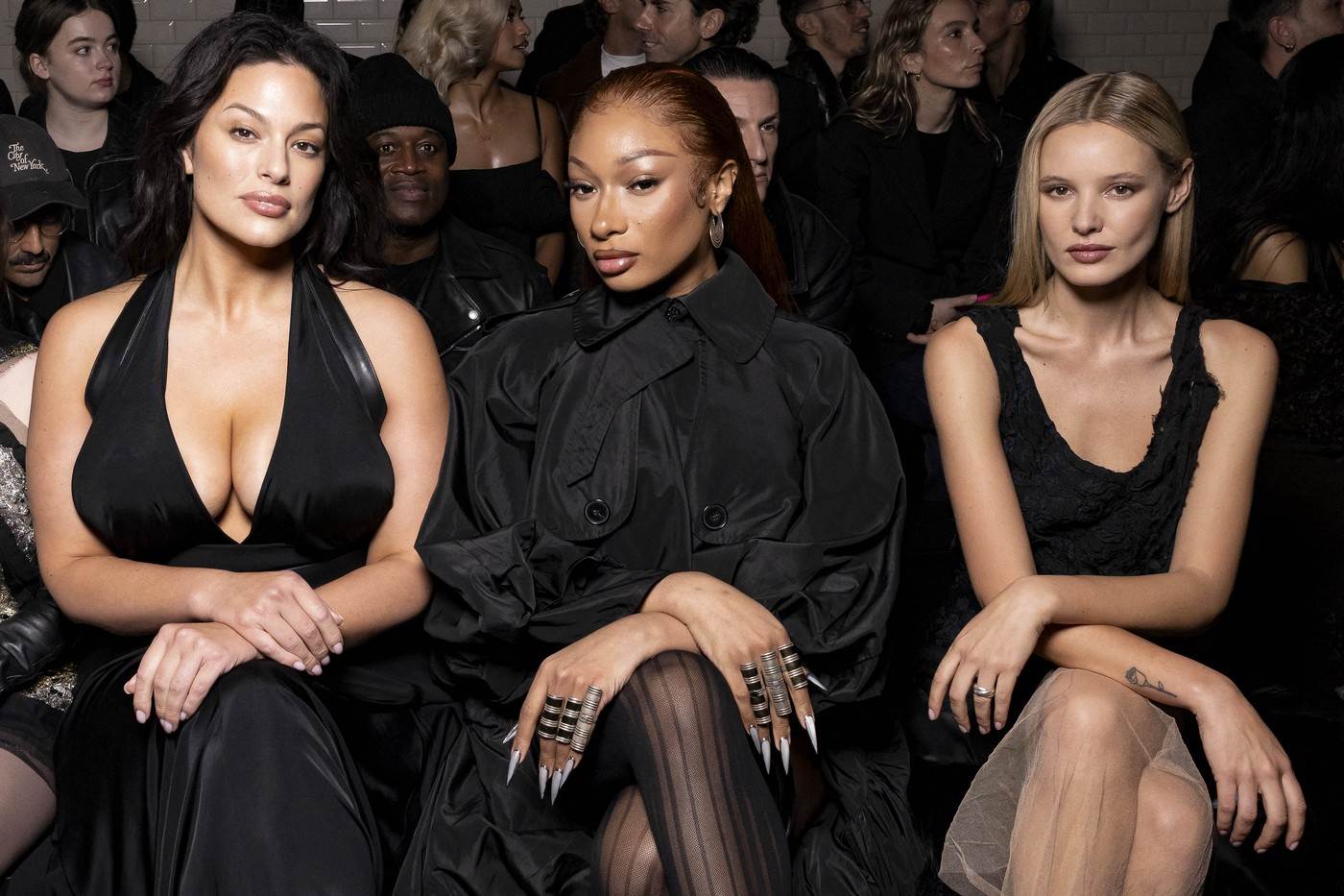 Zašto Ashley Graham nema podbradak, a ima 91 kilogram?