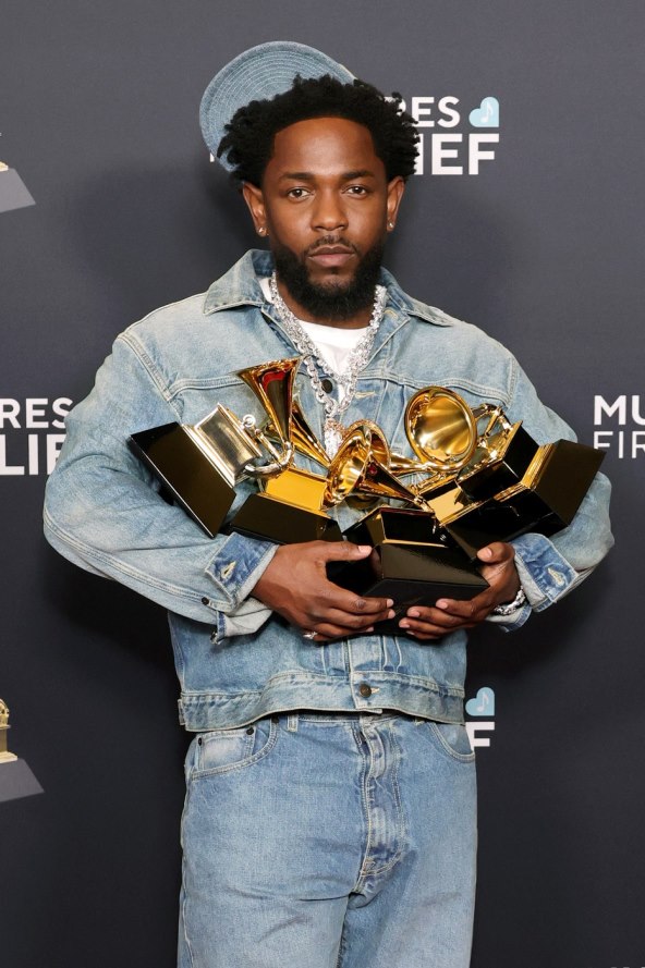 Crveni tepih dodjele Grammyja 2025
