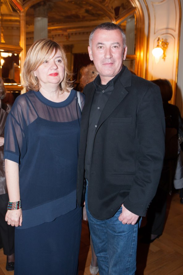 Naš poznati par potpuno je nerazdvojan