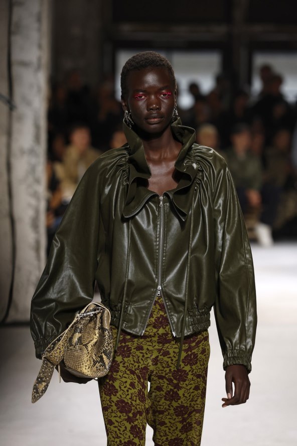 U Parizu je predstavljena nova kolekcija modne kuće Dries Van Noten
