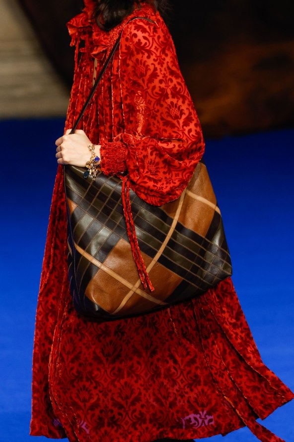 Burberry u Londonu predstavio odličnu kolekciju za jesen zimu 2025