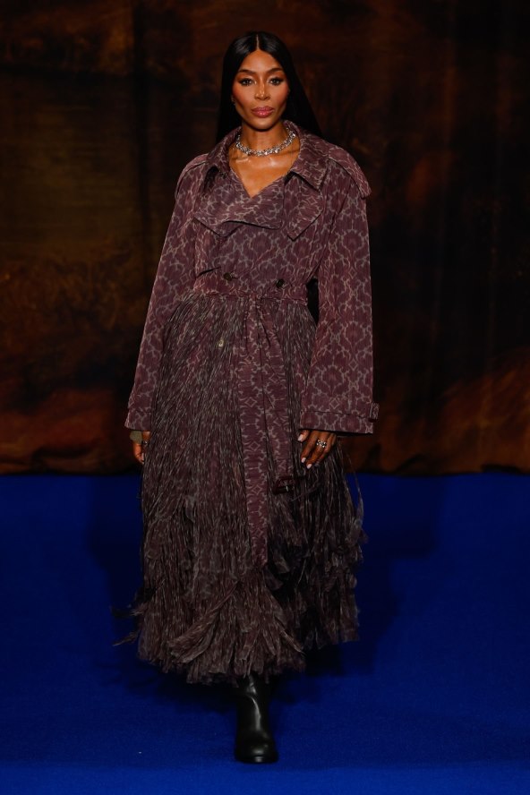 Burberry u Londonu predstavio odličnu kolekciju za jesen zimu 2025