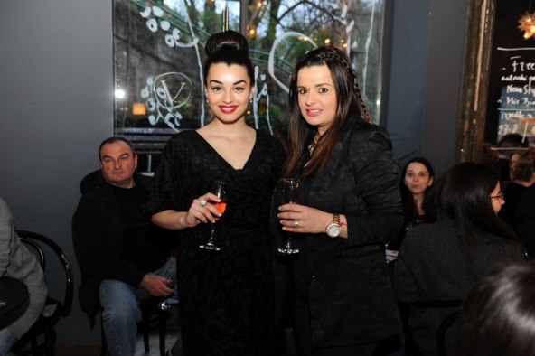 Brojna poznata lica na promociji knjige Andree Andrassy