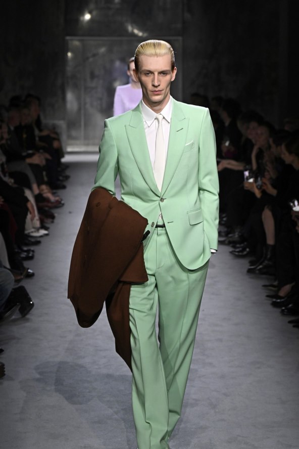 Odličan modni debi Haidera Ackermanna za modnu kuću Tom Ford
