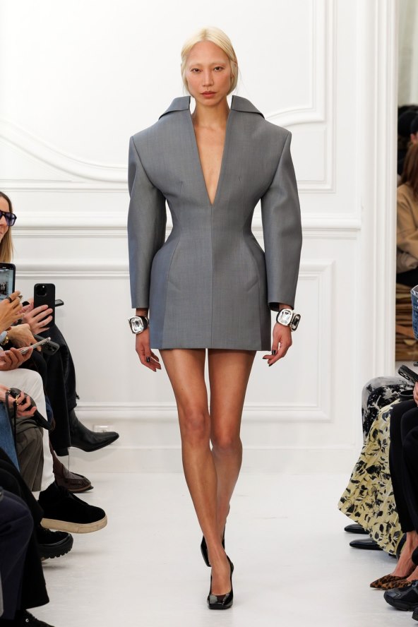 Modni debi Sarah Burton za Givenchy