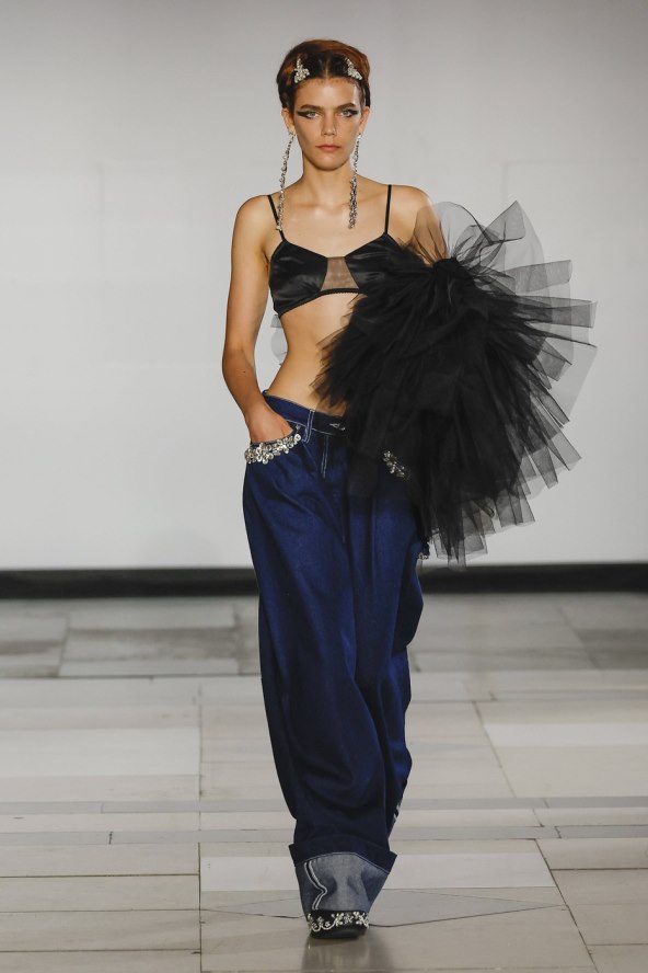 5 trendi modela traperica za proljeće 2025