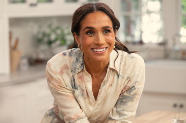 Virtualna kozmetička torbica Meghan Markle