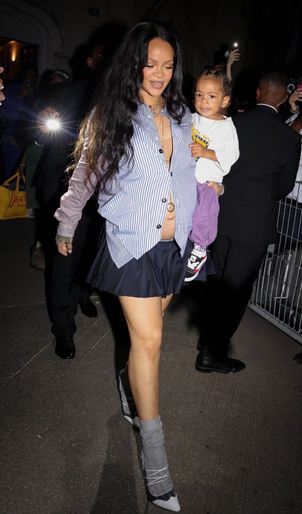 Rihanna oduševila trudničkim modnim izdanjima