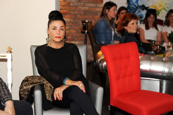 Iva Mihalić s dečkom uživala u stihovima Ive Gamulina