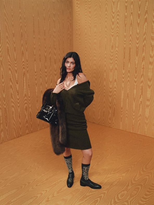 Kylie Jenner u novoj kampanji za Miu Miu