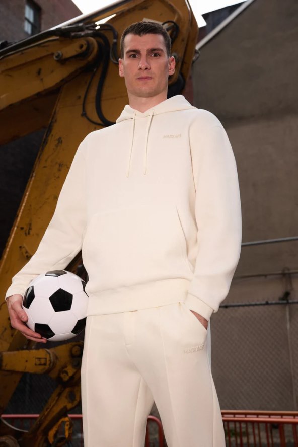 Dominik Livaković je zaštitno lice kampanje za modnu kuću Mackage