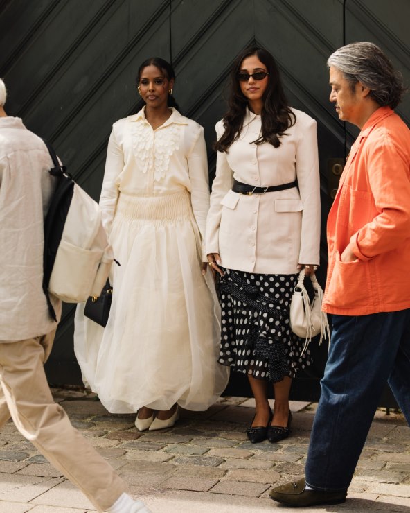 Street style inspiracija s ulica Kopenhagena kako nositi točkice