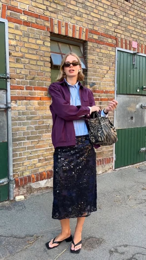 U modnom fokusu je slip midi suknja