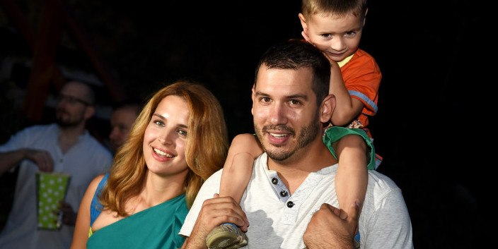 PREKRASNA OBITELJ Doris Pinčić Rogoznica blistala u izlasku sa suprugom i sinčićem