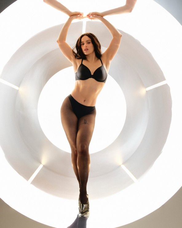 Glazbenica Rosalia je zvijezda Calvin Klein kampanja 2025