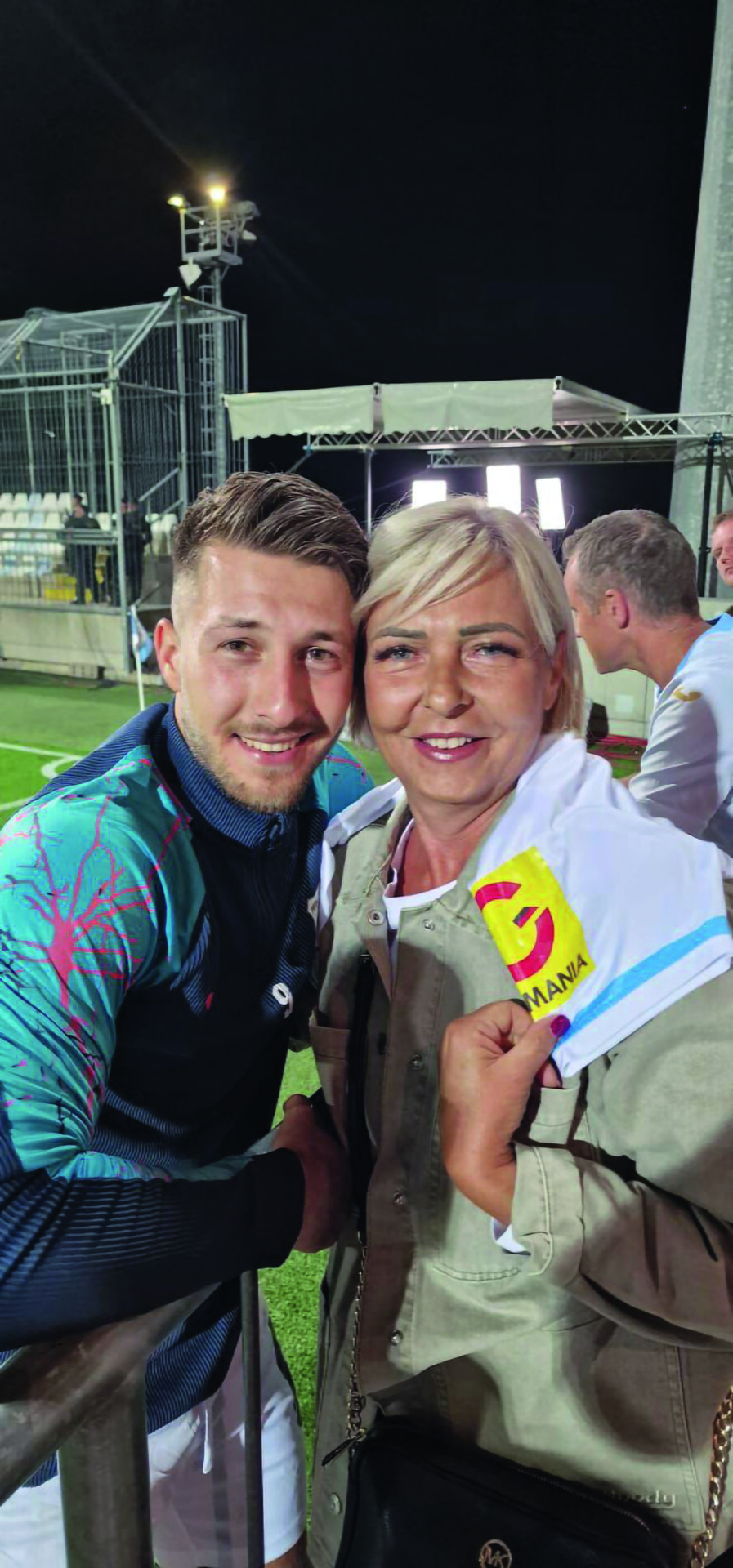 Marco Pašalić i mama.jpg
