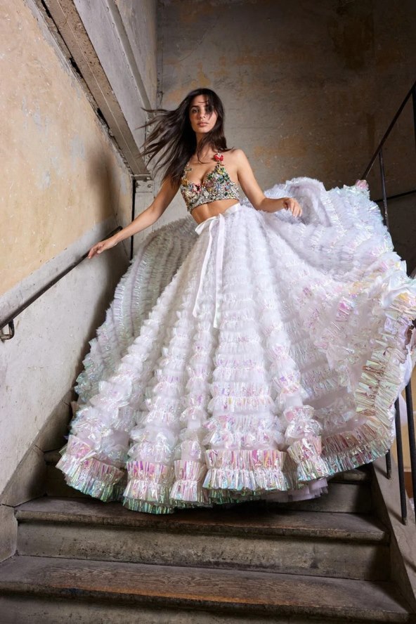 Emily Ratajkowski zaštitno lice kampanje Flowerbomb parfem Viktor&Rolf