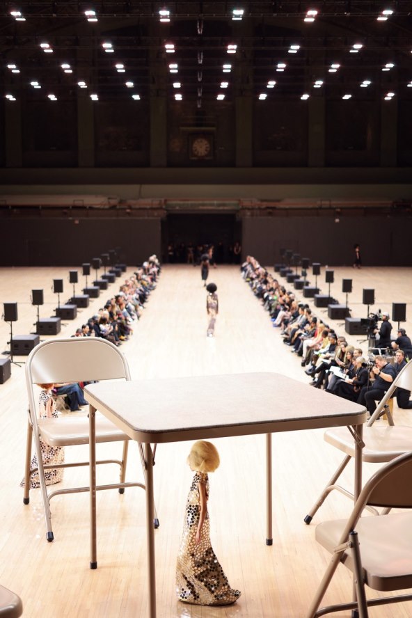 Beauty tajne s Marc Jacobs revije 2024