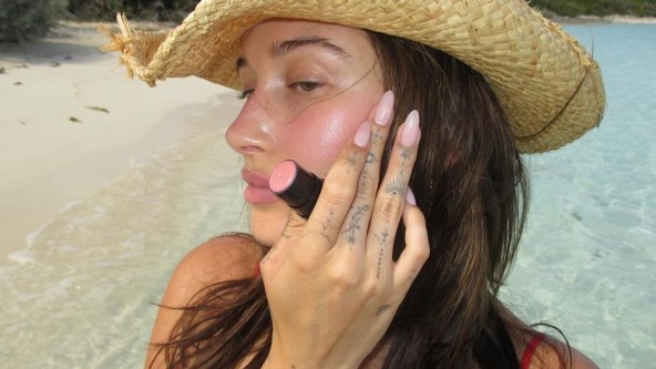 Beauty proizvodi Rhode dostupni u Sephori