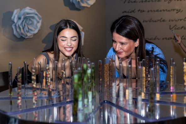 Posjetite multimedijalnu izložbu Esencija ljepote LOreal Grupe