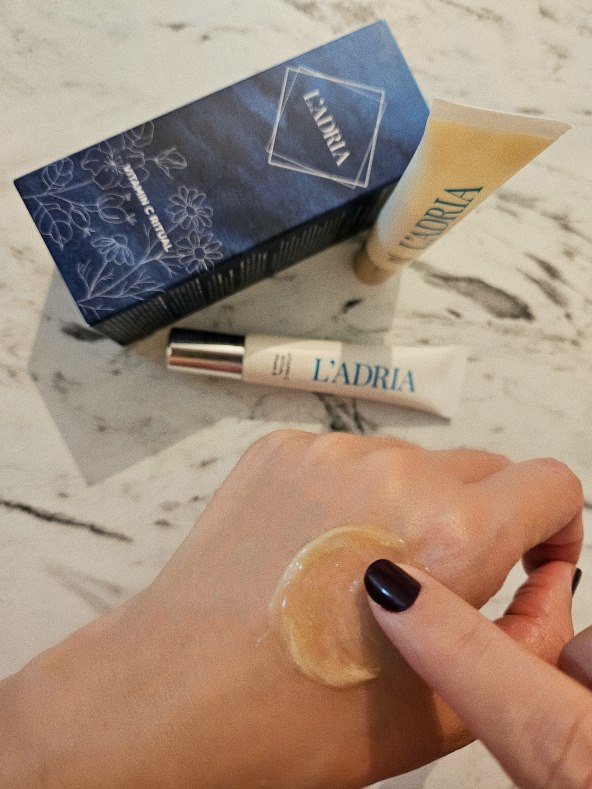 L'ADRIA Vitamin C Ritual serum