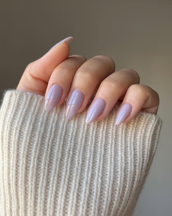 Lavender milk nokti za proljeće 2025