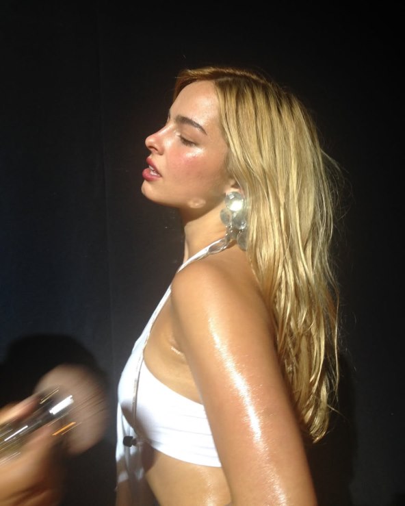 Ghost Lashes beauty trend