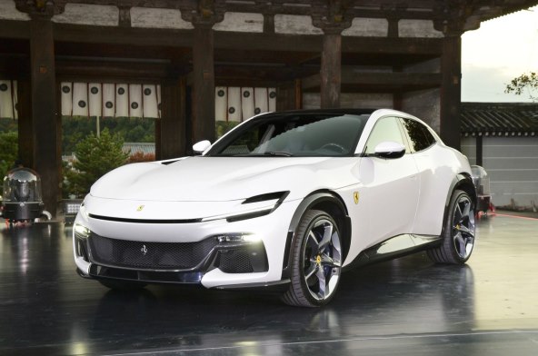 5 luksuznih automobila koje iščekujemo u 2023 godini