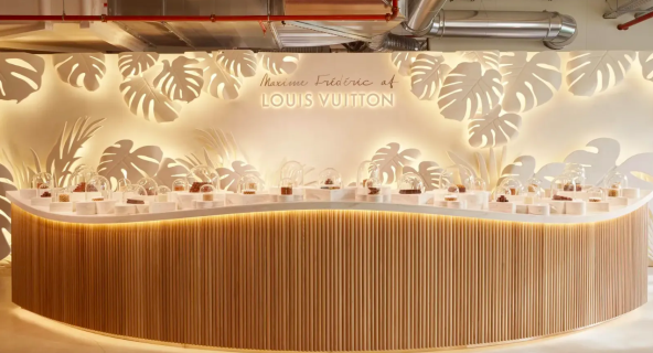 Louis Vuitton cafe i čokolaterija Pariz