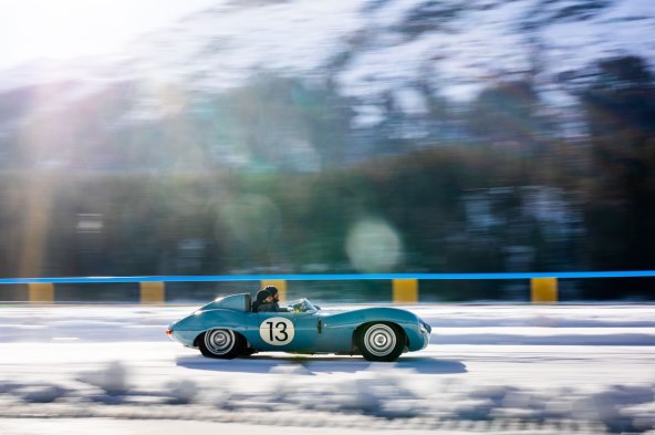 Vintage automobili na švicarskom jezeru Saint Moritz