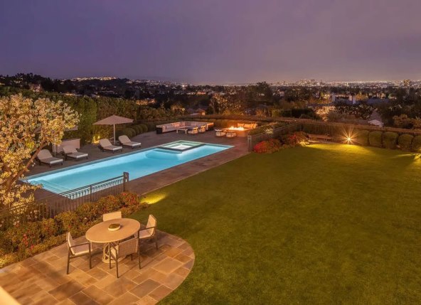 Jennifer Lopez i Ben Affleck vlasnici nove obiteljske vile u Los Angelesu